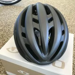 Hjelm Giro Agilis Mips L/59-63cm Matsort