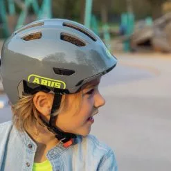 Abus Hjelm Smiley 3.0 ACE LED M/50-55cm – Shiny Grey -Abus Salg crs media 8876